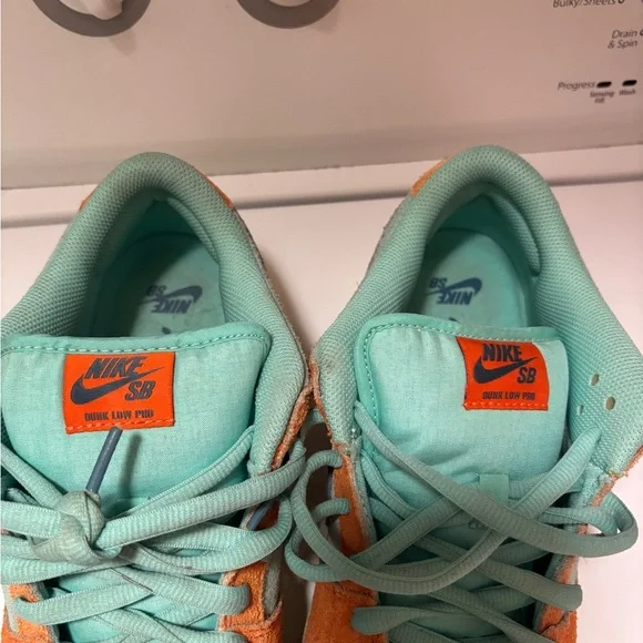 Nike Dunk Low SB 'Orange Emerald Rise' 11 men - Picture 3 of 6
